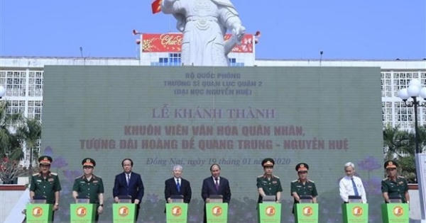 Đồng Nai: Thủ tướng Nguyễn Xuân Phúc thăm Trường Đại học Nguyễn Huệ