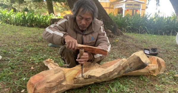 Cảm nhận con người, văn hóa Tây Nguyên qua tượng gỗ