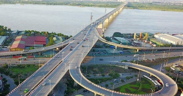 Giao bổ sung, điều chỉnh kế hoạch đầu tư công trung hạn cho Bộ, địa phương