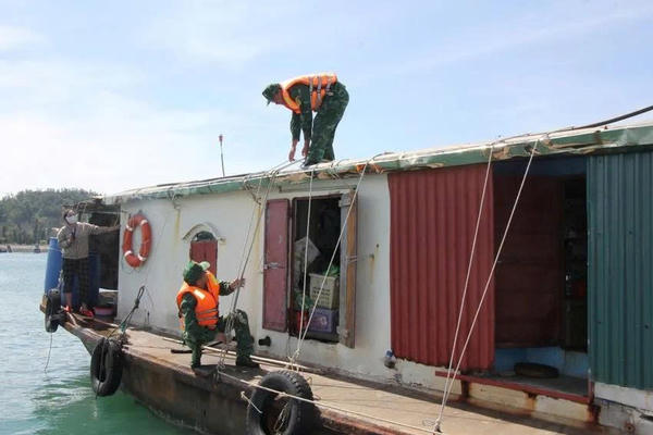 Biên phòng Quảng Ninh căng mình ứng phó bão số 9 trên biển và biên giới