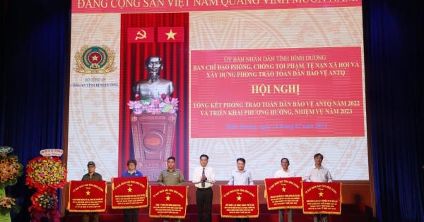 Bình Dương: Nhiều tập thể, cá nhân được khen thưởng trong phong trào toàn dân bảo vệ an ninh Tổ quốc