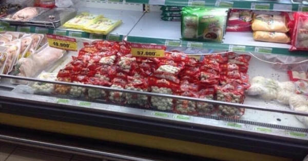 Công ty CP Kỹ nghệ thực phẩm Việt Sin: Trưng bằng chứng đạt tiêu chuẩn an toàn vệ sinh thực phẩm