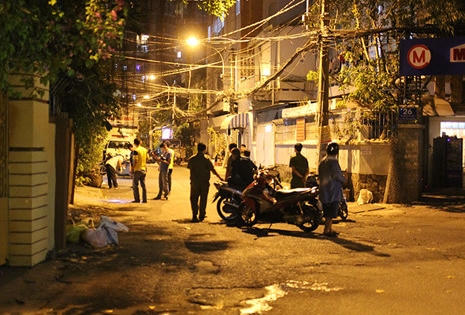 TP HCM: Truy sát trong hẻm, 1 người tử vong