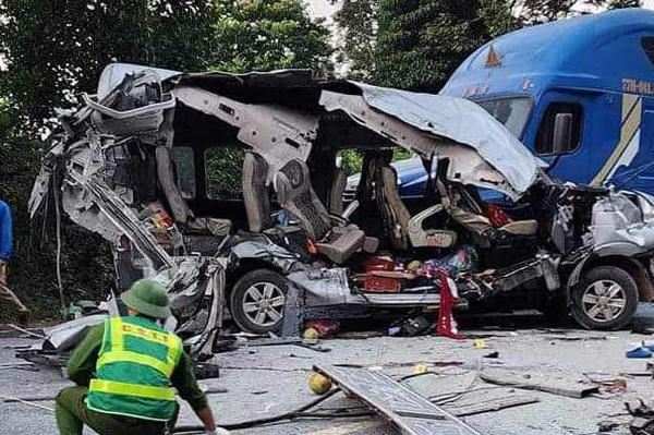 Vụ TNGT tại Lạng Sơn khiến 5 người tử vong: Thủ tướng Chính phủ yêu cầu khắc phục hậu quả