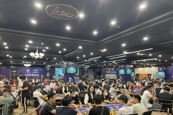 Cần tạm dừng cấp phép thành lập câu lạc bộ Poker (Bài 2): Tệ nạn xã hội hay bộ môn thể thao trí tuệ?