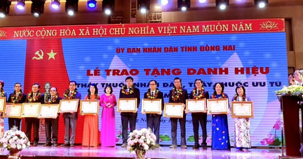 Thêm 40 danh hiệu thầy thuốc cao quý được trao tặng cho Ngành y tế Đồng Nai