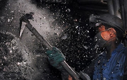 Tin kinh tế 6h30AM: Vàng chạm đáy, "rình rập" chờ tăng giá trở lại; Người lao động không làm thêm quá 300 giờ/năm Tin kinh tế 6h30AM: Vàng chạm đáy, "rình rập" chờ tăng giá trở lại; Người lao động không làm thêm quá 300 giờ/năm