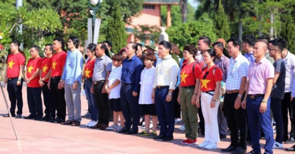 Trọn tình ân nghĩa với “đất lửa” miền Trung