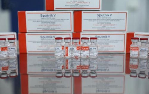 Lô vaccine Sputnik V đầu tiên do Việt Nam gia công được gửi sang Nga, chờ kiểm nghiệm