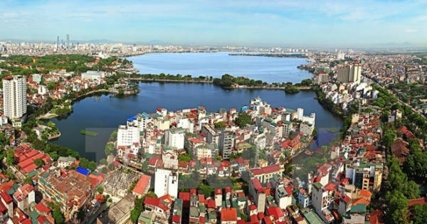 Hà Nội: Đào đắp bùn đất để phục vụ dự án nạo vét Hồ Tây