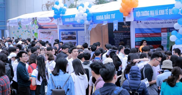 Trường ĐH Kinh tế quốc dân đưa môn Văn, Sử, Địa, Sinh vào tổ hợp xét tuyển