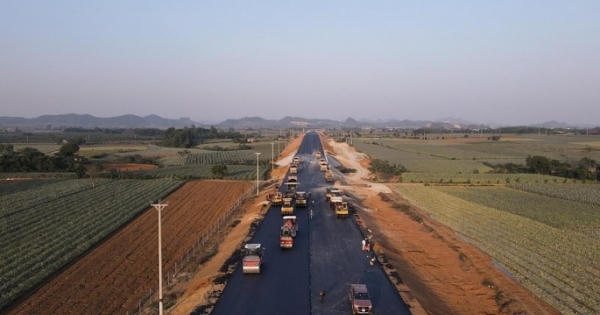 Bộ Xây dựng nói gì về dự án cao tốc được bảo hành 10 năm?