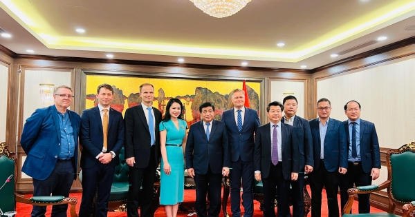 Liên danh T&T Group và Orsted hợp tác với Trung tâm Đổi mới sáng tạo Quốc gia Liên danh T&T Group và Orsted hợp tác với Trung tâm Đổi mới sáng tạo Quốc gia