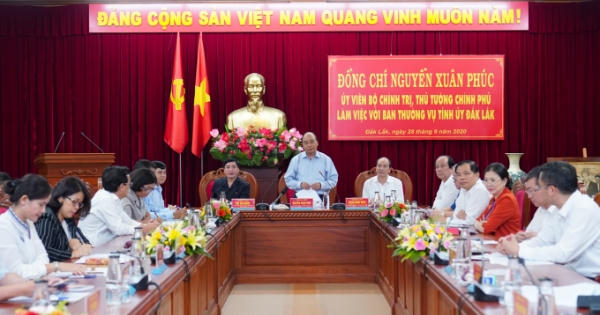 Thủ tướng Nguyễn Xuân Phúc làm việc với tỉnh Đắk Lắk