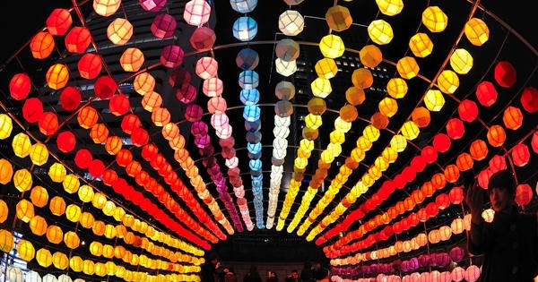 Vi vu châu Á trải nghiệm Tết Trung thu