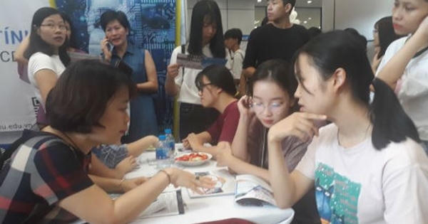 Loạt ĐH tốp đầu giảm điểm trúng tuyển