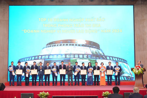 Công ty CP Kinh doanh than Cẩm Phả xứng danh “Doanh nghiệp vì người lao động” năm 2024 Công ty CP Kinh doanh than Cẩm Phả xứng danh “Doanh nghiệp vì người lao động” năm 2024