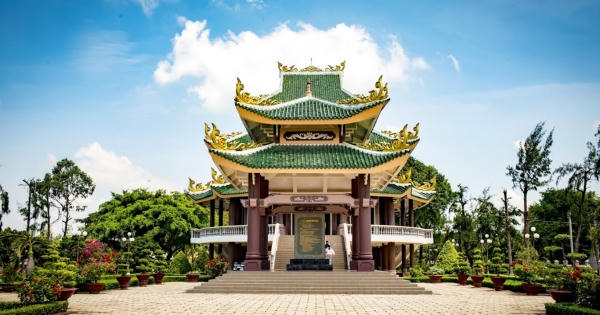 Phát huy giá trị di tích Khu lưu niệm Nguyễn Đình Chiểu trở thành điểm du lịch hấp dẫn