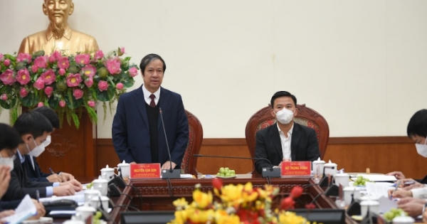 Bộ trưởng Bộ GD&ĐT: Không được kỳ thị nếu học sinh là F0, F1