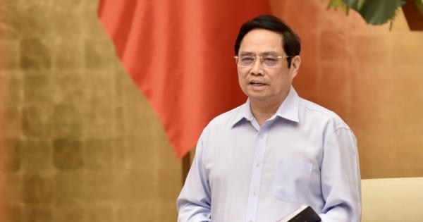 "Chúng ta đặt sức khỏe, tính mạng của nhân dân là trên hết" "Chúng ta đặt sức khỏe, tính mạng của nhân dân là trên hết"