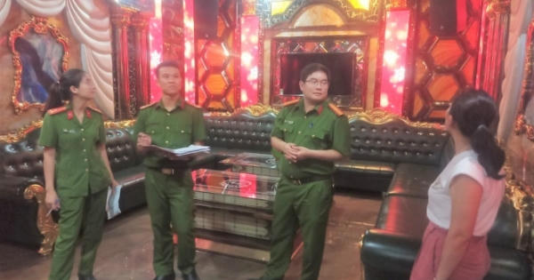 Nghệ An: Có 6/399 cơ sở kinh doanh karaoke, bar, pub đủ điều kiện hoạt động Nghệ An: Có 6/399 cơ sở kinh doanh karaoke, bar, pub đủ điều kiện hoạt động