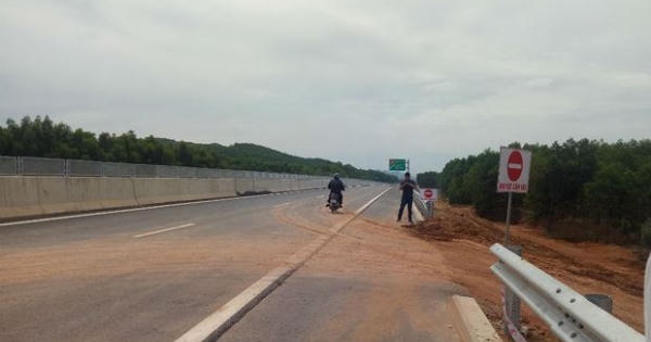 Đâu là nguyên do cao tốc Đà Nẵng - Quảng Ngãi trễ hẹn? Đâu là nguyên do cao tốc Đà Nẵng - Quảng Ngãi trễ hẹn?