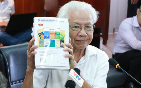 Nhiều người Việt không còn “tôn sư trọng đạo“? Nhiều người Việt không còn “tôn sư trọng đạo“?