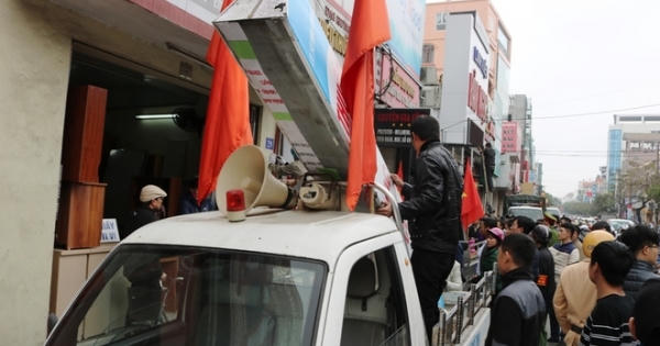 Hải Phòng dùng xe thang, máy cắt sắt để lập lại trật tự vỉa hè