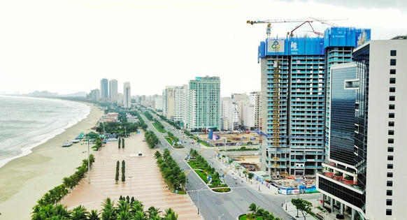 Slide - địa ốc: Ðà Nẵng thu hồi 11 khu vực ven biển phục vụ cộng đồng
