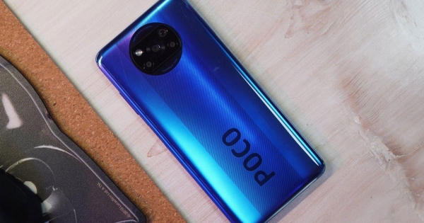 Smartphone chống nước, chip S732G, RAM 6 GB, pin 5.160 mAh, sạc 33W, giá hơn 6 triệu