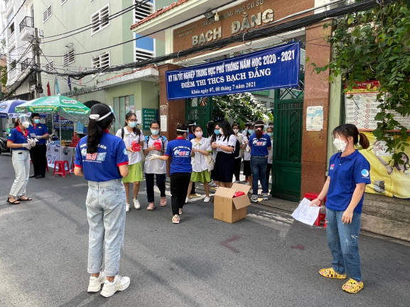 TP HCM: Đặc cách xét tốt nghiệp THPT cho thí sinh là F0