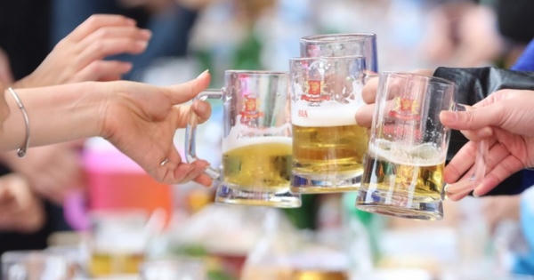 Quên 'nhắc nhở' uống rượu bia trong giờ làm, lãnh đạo bị phạt đến 5 triệu đồng