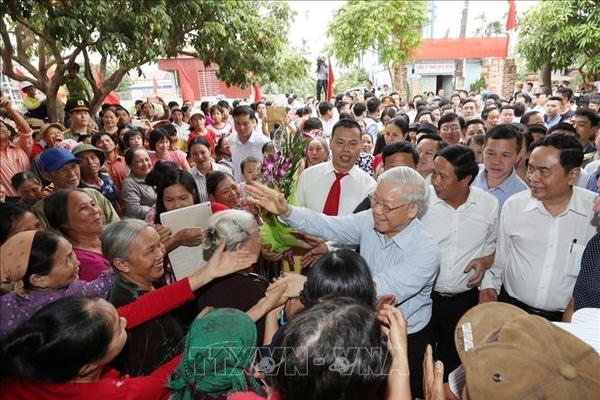 Tổng Bí thư Nguyễn Phú Trọng - Nhà lãnh đạo được nhân dân yêu mến