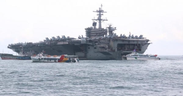 Đô đốc John Aquilino: 'Ủng hộ Việt Nam bảo vệ chủ quyền biển đảo'