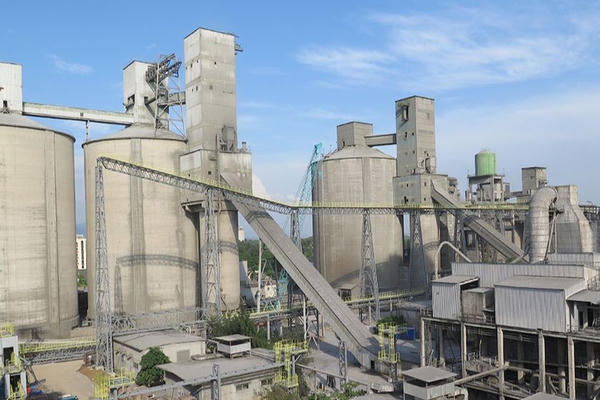 Thủ tướng yêu cầu xử lý thông tin “các nhà máy xi măng thua lỗ, có nguy cơ dừng sản xuất”