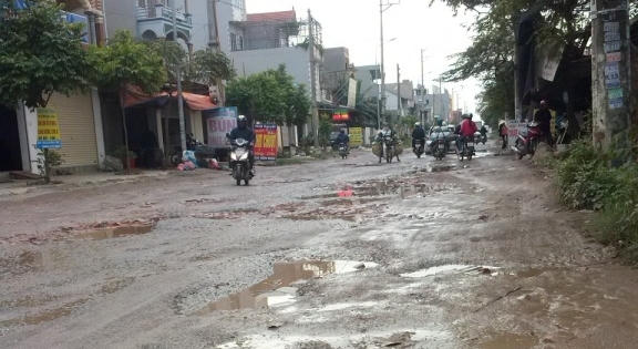 "Méo mặt" với con đường huyết mạch ở cửa ngõ thủ đô "Méo mặt" với con đường huyết mạch ở cửa ngõ thủ đô