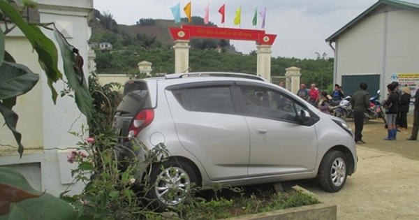 Cô giáo lùi xe cán chết học sinh trong trường phải chịu trách nhiệm ra sao?