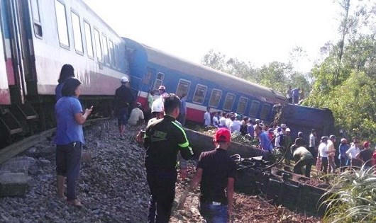 Không sợ núi cao, chỉ sợ... đường bằng
