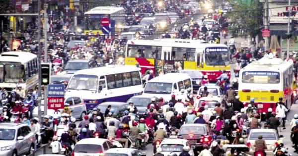 Bất cập đèn giao thông - “thủ phạm” gây tắc đường