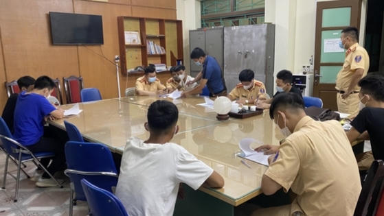Lào Cai: Bắt giữ nhóm đối tượng đua xe, bốc đầu, lạng lách trên phố