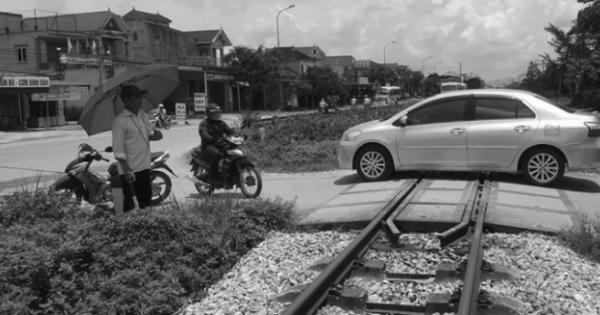 13 năm tự làm “trạm gác sống” sau cái chết thảm của cô gái trẻ 13 năm tự làm “trạm gác sống” sau cái chết thảm của cô gái trẻ