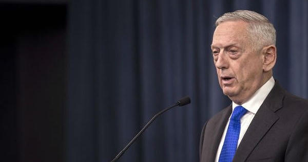 Chức Bộ trưởng Quốc phòng Mỹ đầy quyền lực, sao ông Trump 'mời không đắt'?