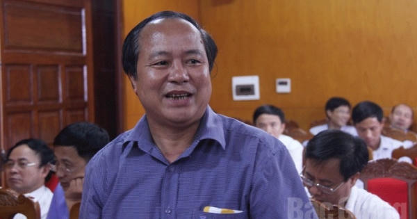 Chủ tịch, Phó chủ tịch huyện Tân Yên phải "rút kinh nghiệm" vì để xảy ra sai phạm Chủ tịch, Phó chủ tịch huyện Tân Yên phải "rút kinh nghiệm" vì để xảy ra sai phạm