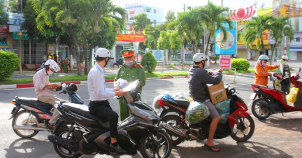 Bạc Liêu áp dụng Chỉ thị 15, không tụ tập hơn 10 người tại nơi công cộng