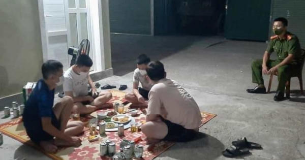 Đề nghị xử phạt 4 thanh niên tập trung ăn nhậu trong mùa dịch