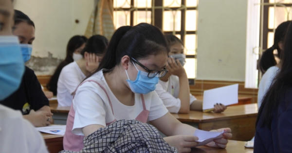 Nghệ An có 177 bài thi đạt điểm tuyệt đối, 27 bài thi Ngữ Văn đạt điểm 9,5