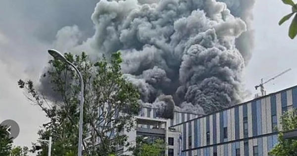 Ít nhất 3 người thiệt mạng trong vụ cháy trung tâm Huawei Ít nhất 3 người thiệt mạng trong vụ cháy trung tâm Huawei