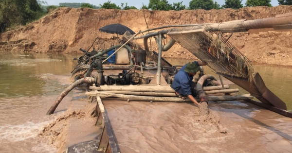 Audio địa ốc 360s: Thủ tướng yêu cầu điều tra các đối tượng "bảo kê", đe dọa Chủ tịch tỉnh Bắc Ninh Audio địa ốc 360s: Thủ tướng yêu cầu điều tra các đối tượng "bảo kê", đe dọa Chủ tịch tỉnh Bắc Ninh