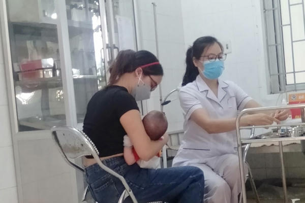 Hà Nội: Gần 23 nghìn trẻ từ 1 đến 5 tuổi được tiêm vắc xin phòng bệnh sởi