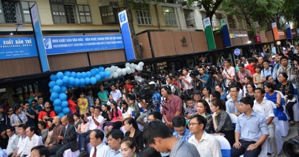 TP HCM: Tưng bừng ngày hội khai trương con đường sách